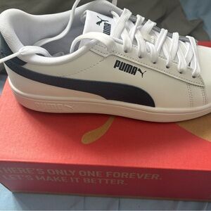 PUMA Men's White and Navy Sneakers
